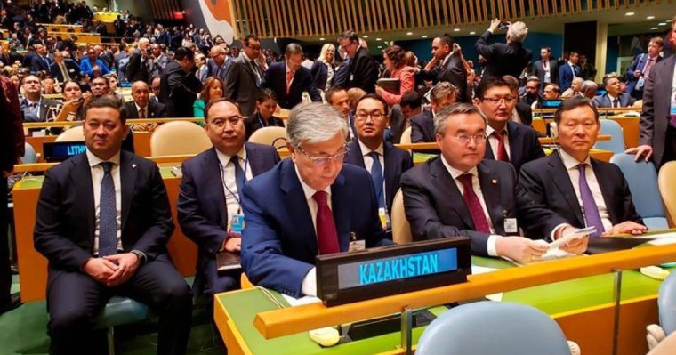 托卡耶夫总统出席联大一般性辩论并发言