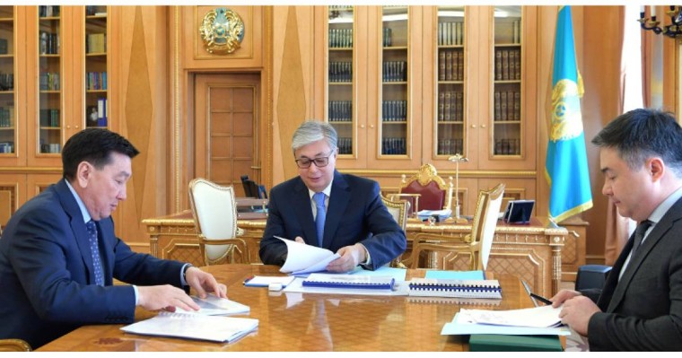 总统听取哈油气公司IPO筹备工作进展