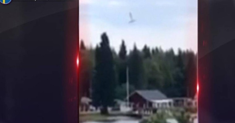 瑞典北部一小型飞机坠毁9人死亡