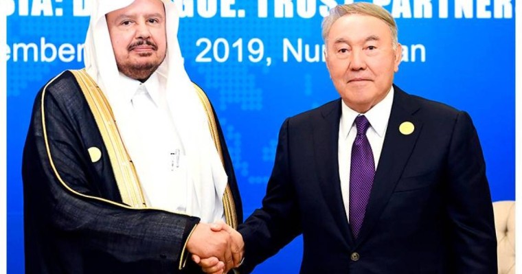 纳扎尔巴耶夫会见沙特协商会议主席阿卜杜拉