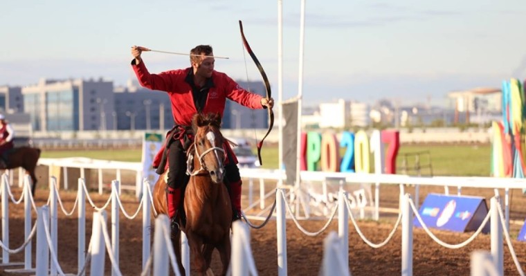 "金箭"第一届骑射世锦赛将在努尔-苏丹举行