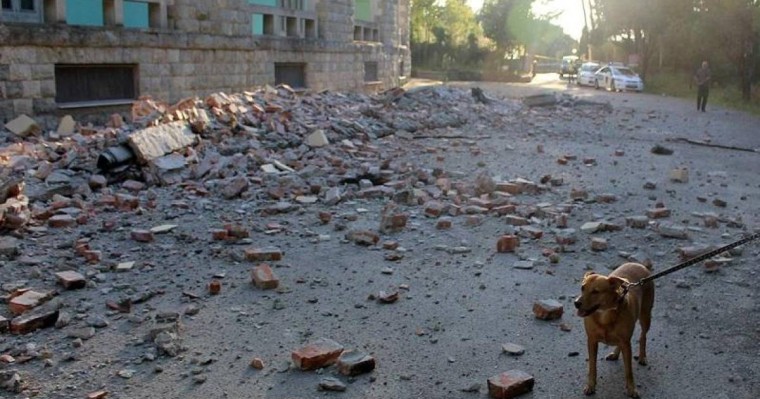 阿尔巴尼亚遭遇20年来最强烈地震