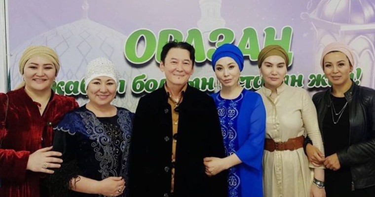 "Берген садақа жарияланбайды": Қыдырәлі Болманов туған күнінде 600 адамға ауызашар берді
                                Желі қолданушылары жұлдызды жұптың бұл ісіне тамсанғандарын жазды