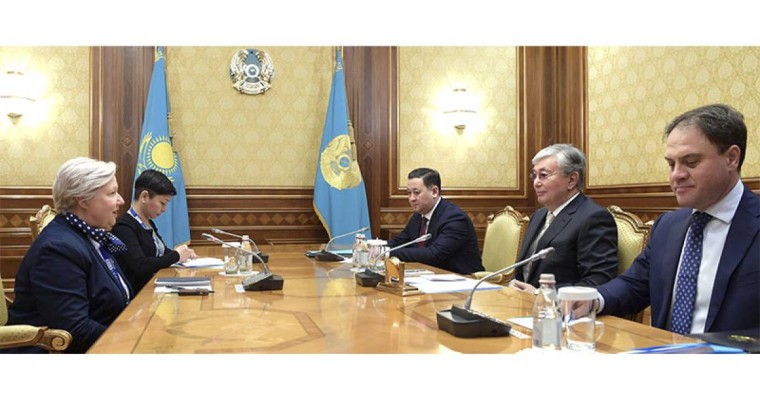 总统会见欧安组织民主人权办观察团代表