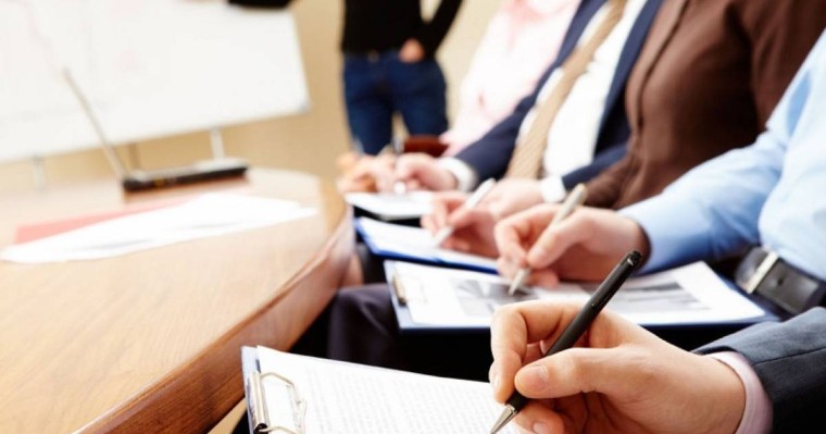 首届欧亚金融-经济论坛在霍尔果斯国际边境合作中心举行