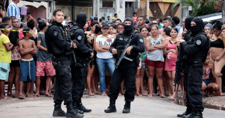 巴西一酒吧枪击事件致死11人