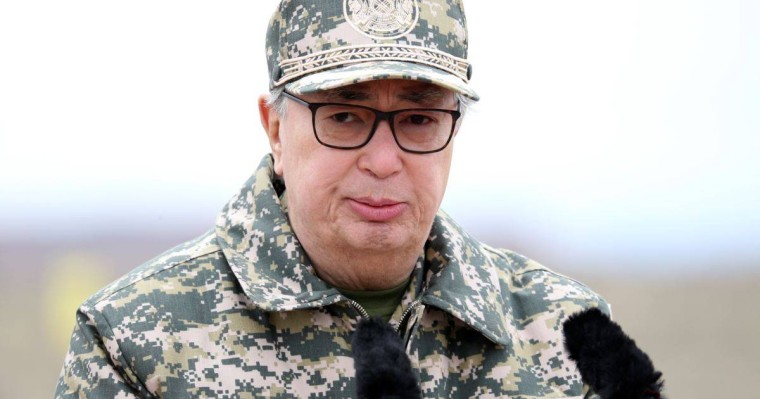 Баспанасыз әскери зейнеткерлер биліктен жәрдемақы талап етті