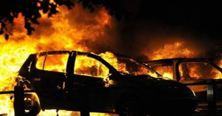 Оралда белгісіз біреу автокөлікті өртеп кетті