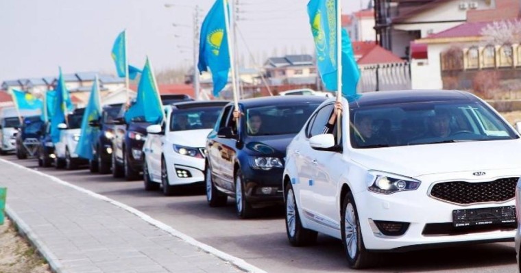 截止8月哈萨克斯坦汽车保有量达370万辆