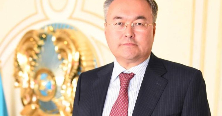 穆合塔尔·特列吾别尔德出任外交部部长