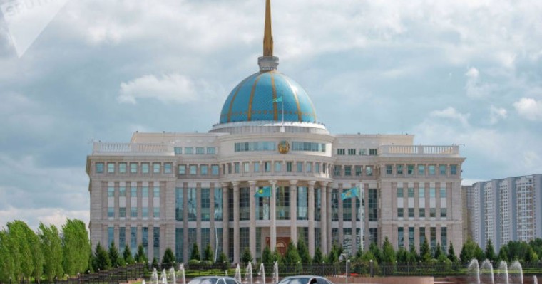 Тоқаев екі министрді қызметінен босатты