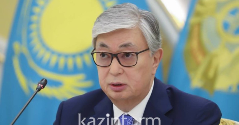 托卡耶夫总统向阿富汗人民表示慰问