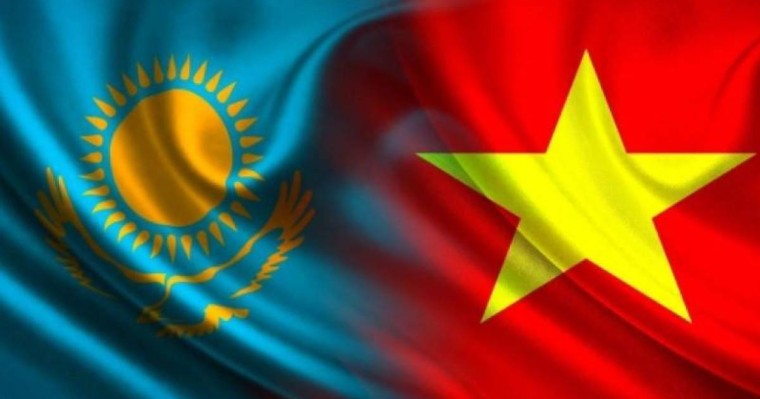 国务秘书会见越南共产党中央书记处书记武文赏