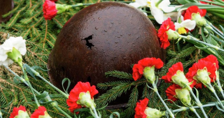 қазақстандықтар Ресейдегі әскери мемориалды жөндеп жатыр