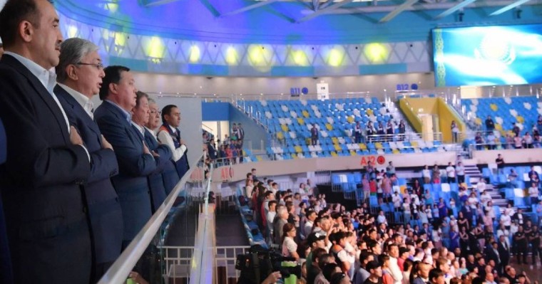 托卡耶夫总统出席首届哈萨克斯坦武术协会节开幕式