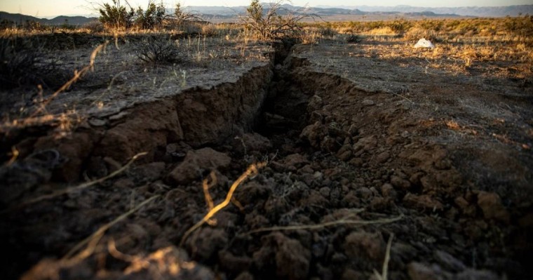 美国加利福尼亚州南部发生7.1级地震