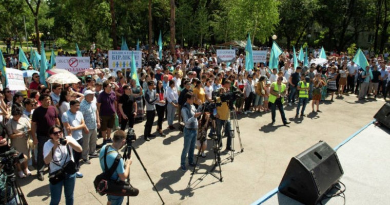 алматылықтар тағы да митингіге шықты