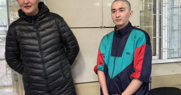 "Баннер үшін қамалып шыққан" Бейбарыс Толымбековті әскерге алып кетті