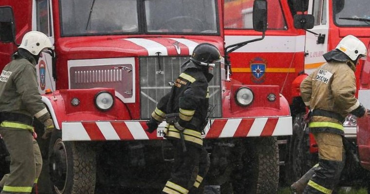 俄罗斯一住宅楼发生火灾致8人死亡 包括4名儿童