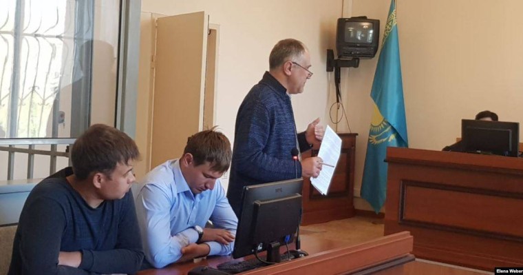 Қарағандыда сот шешімімен келіспеген сотталушы күре тамырын кесті