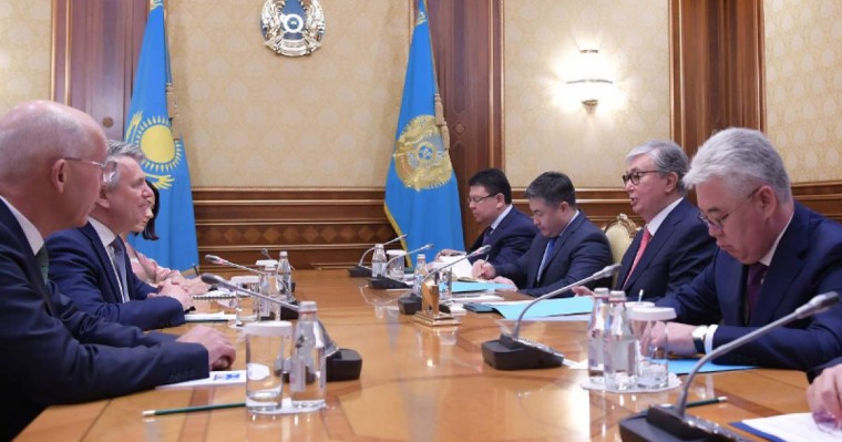 总统会见荷兰皇家壳牌公司首席执行官