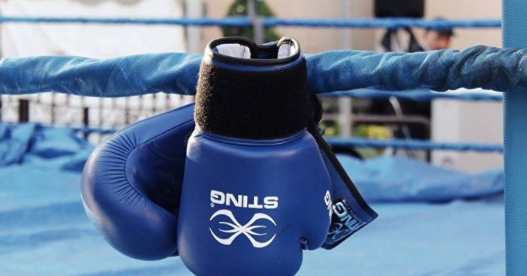 Қазақстандық WBC чемпионы жеңілмеген америкалықты нокауатқа жіберді