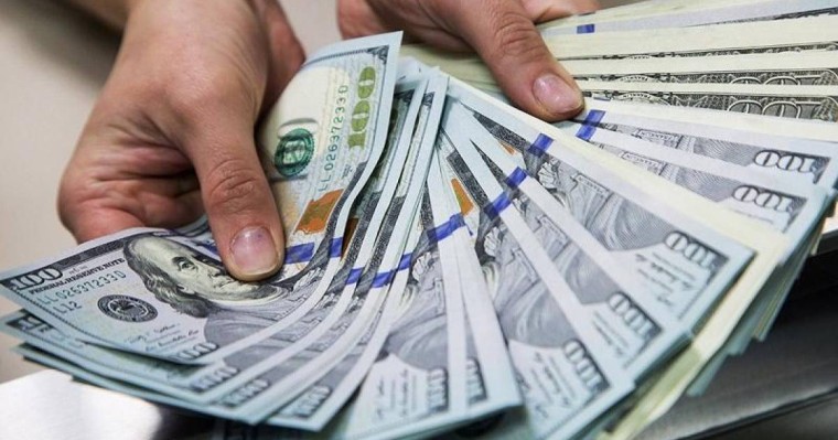 今日美元兑坚戈终盘汇率1:383.02