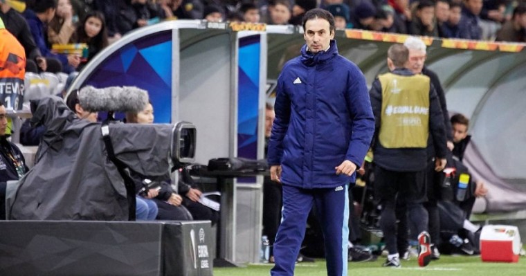 阿斯塔纳球队官宣主帅巴巴岩离任