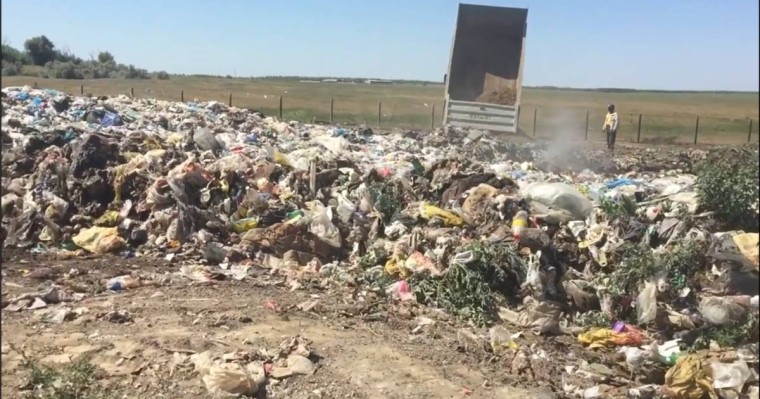 Алматы іргесінде қоқыс полигоны өртеніп жатыр