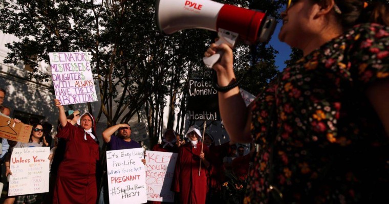 АҚШ-тың Алабама штаты аборт жасауға тыйым салды