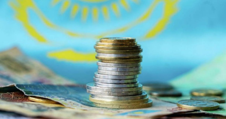 қазақстандық жұмысшылардың қанша алатыны белгілі болды