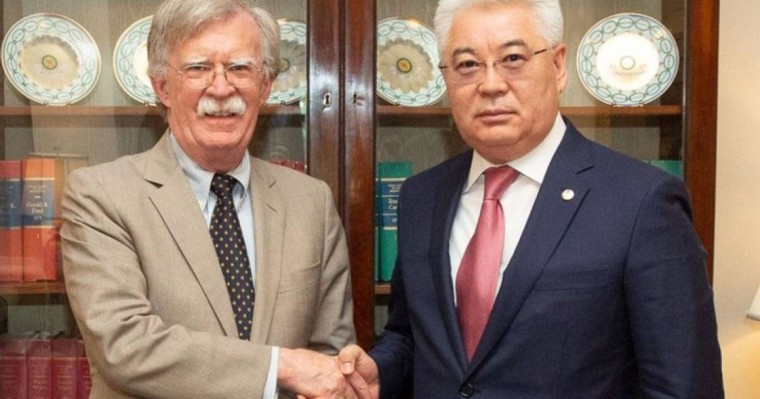 美方高度评价哈萨克斯坦“朱桑”人道主义行动