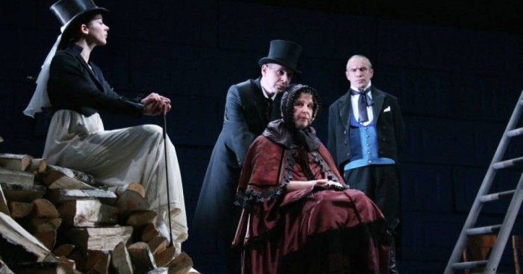 "Современник" театры Нұр-Сұлтанда: Тасмағамбетов қандай сыйлық жасады?