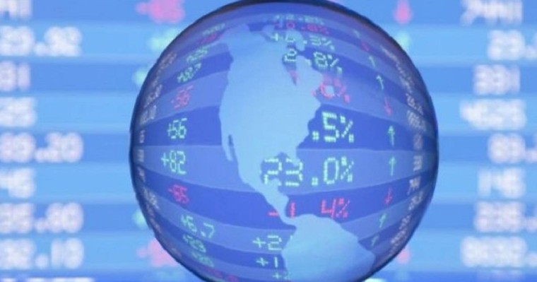 金砖国家领导人预测世界经济温和增长