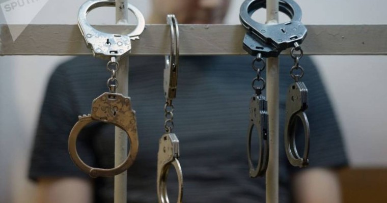 Нұр-Сұлтанда екі жігіт жабылып қыз зорлады: күдікті елге қайтарылды