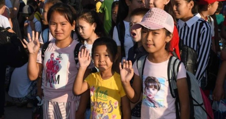 Арыстық 340 оқушы жазғы лагерге кетті