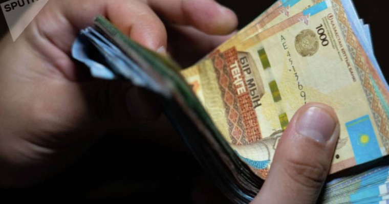 Нұр-Сұлтанда әкімнің орынбасары ұсталған сәттің видеосы жарияланды