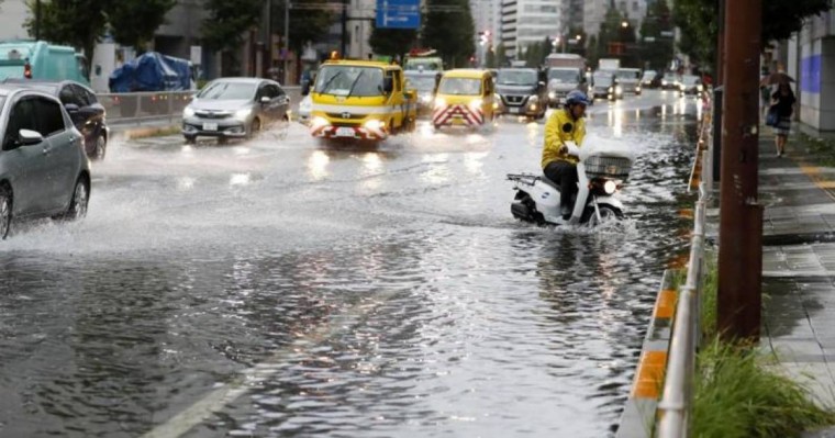 强台风“法茜”登陆日本