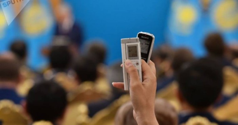 Қазақстан журналистері кәсіби мерекесін атап өтіп жатыр