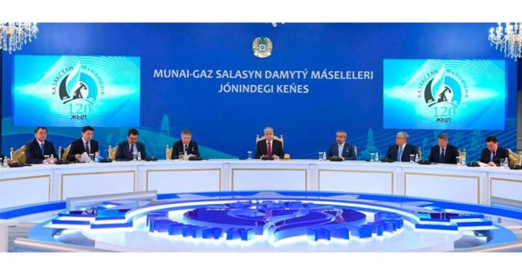 总统：哈萨克斯坦需要现代化的油田服务集群