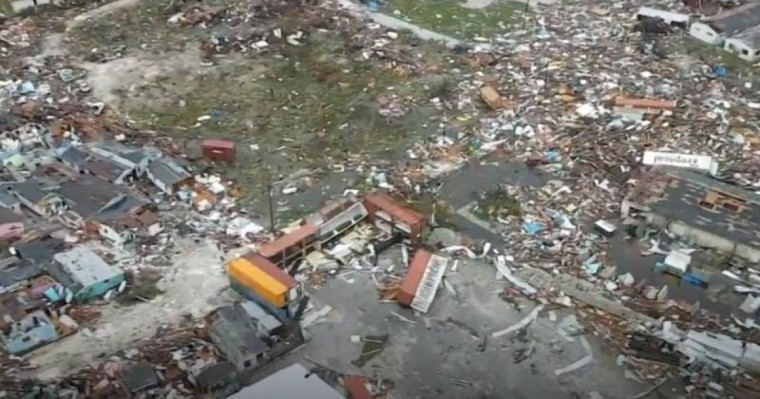 飓风“多里安”肆虐巴哈马已致至少7死