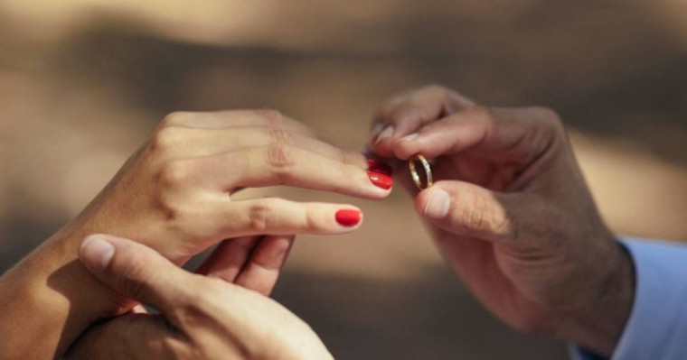 "Жолдасымның опасыздығын кешірдім": Келіншек күйеуіне қалай екі рет тұрмысқа шыққанын айтып берді