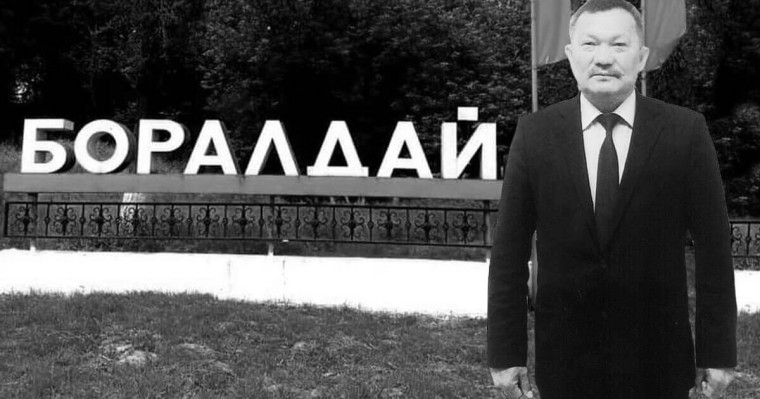 Алматы облысында 20 жыл әкім болған шенеунік асылып өлді