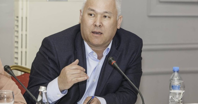 Мұрат Әбенов: Біздің билік үлкен қауіптің алдында тұр