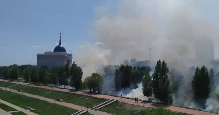 Ақорда көк түтіннің астында қалды – видео