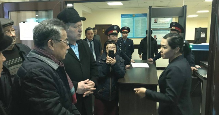 Шымкент белсенділері Қытаймен шекараны жабуды талап етті