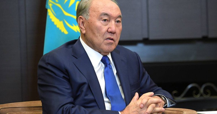 Назарбаев: Әкімдікті басып алмақ болды. Қарулы күштерге жүгінбеске амал қалмады
