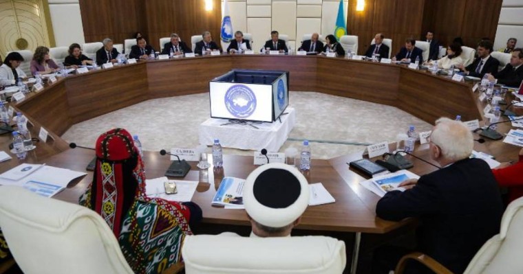 民族和睦大会副主席在首都会见欧安组织高级专员