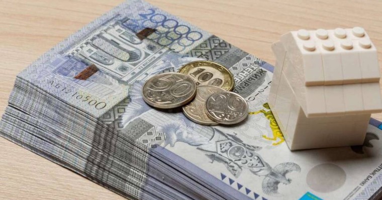 Бірақ әйелі мен балаларына рұқсат: Қазақстан шенеуніктерге шетелден есепшот ашуға тыйым салды