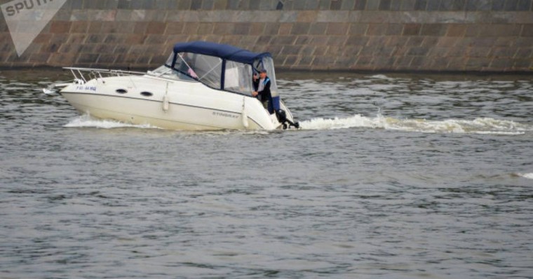 Оралда моторлы қайық әйелдің басын жұлып әкетті – ұлы оқиғаның қалай болғанын айтты